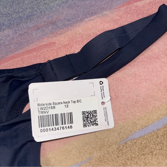 Lululemon Waterside Square-Neck Swim Top B/C Cup - True Navy blue - Picture 8 of 9